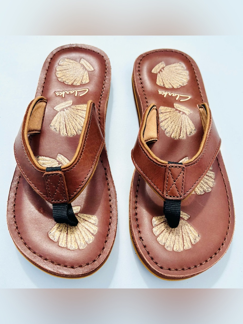Clarks Womens Leather Flip Flop Sandals 7 Brown Beach Coastal Comfort Boho Earth - Picture 11 of 11